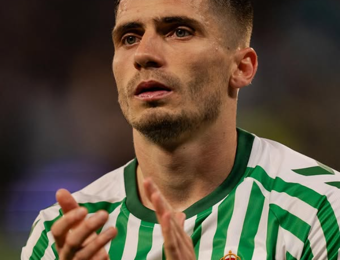 Romain Perraud, rumbo a Francia: el Betis cierra su traspaso al Lille